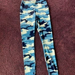 Reebok Blue Camo Leggings Size Medium